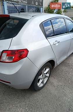 Хэтчбек Geely Emgrand 7 (EC7) 2013 в 