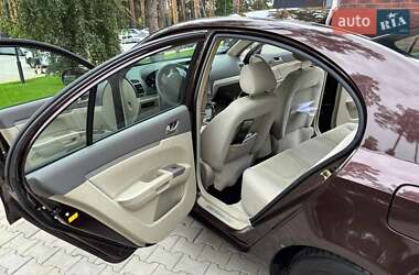 Седан Geely Emgrand 7 (EC7) 2011 в 