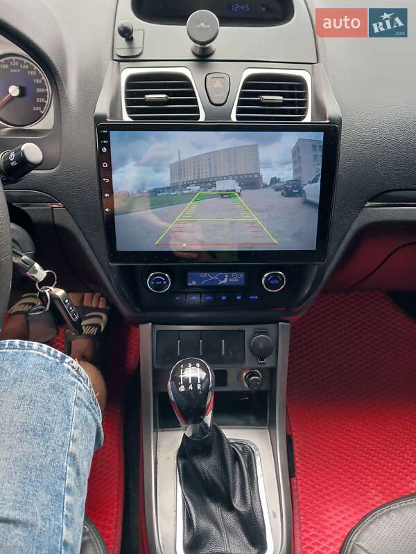 Седан Geely Emgrand 7 (EC7) 2014 в Нетешине