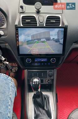 Седан Geely Emgrand 7 (EC7) 2014 в 