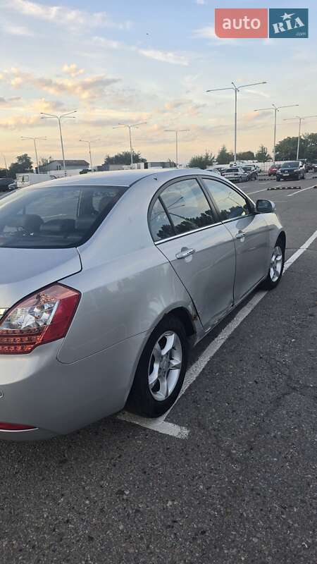 Седан Geely Emgrand 7 (EC7) 2013 в Дніпрі