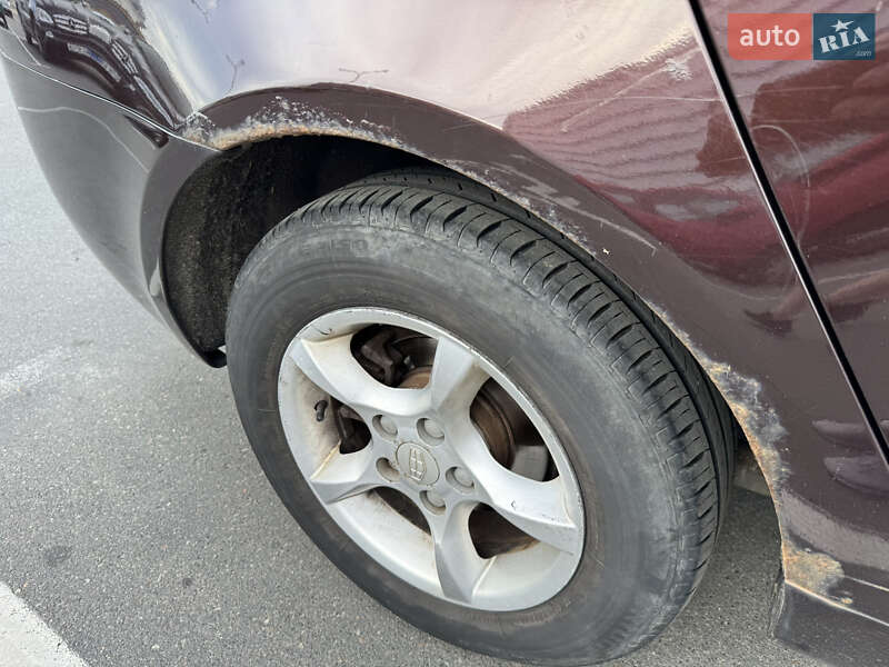 Седан Geely Emgrand 7 (EC7) 2014 в Киеве