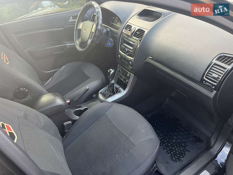 Седан Geely Emgrand 7 (EC7) 2013 в Мене