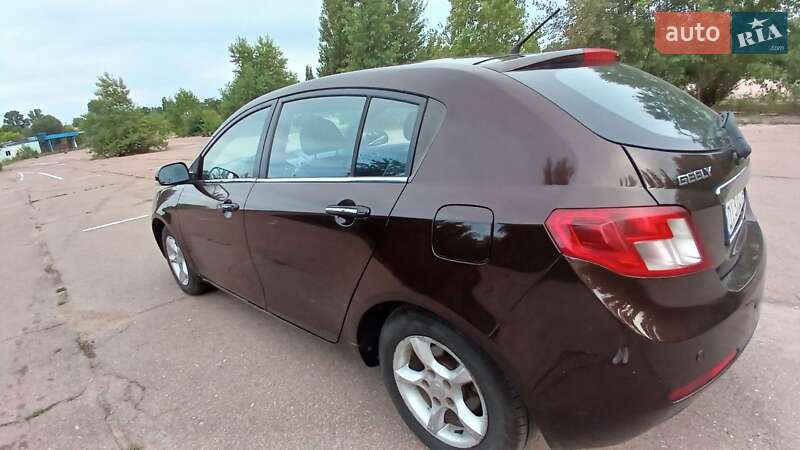 Хетчбек Geely Emgrand 7 (EC7) 2014 в Чернігові