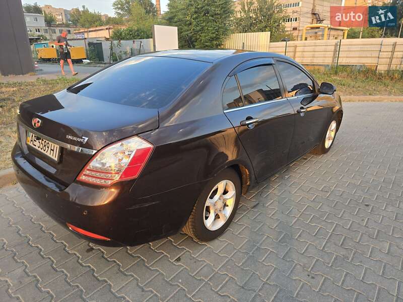 Седан Geely Emgrand 7 (EC7) 2014 в Дніпрі