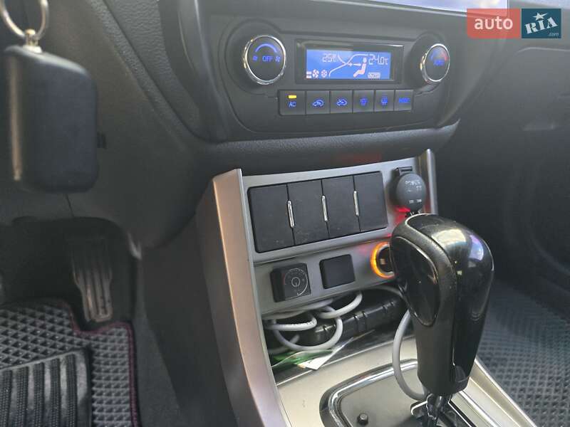 Седан Geely Emgrand 7 (EC7) 2014 в Дніпрі