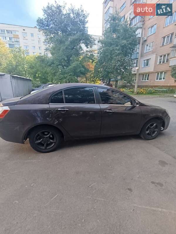 Седан Geely Emgrand 7 (EC7) 2014 в Києві