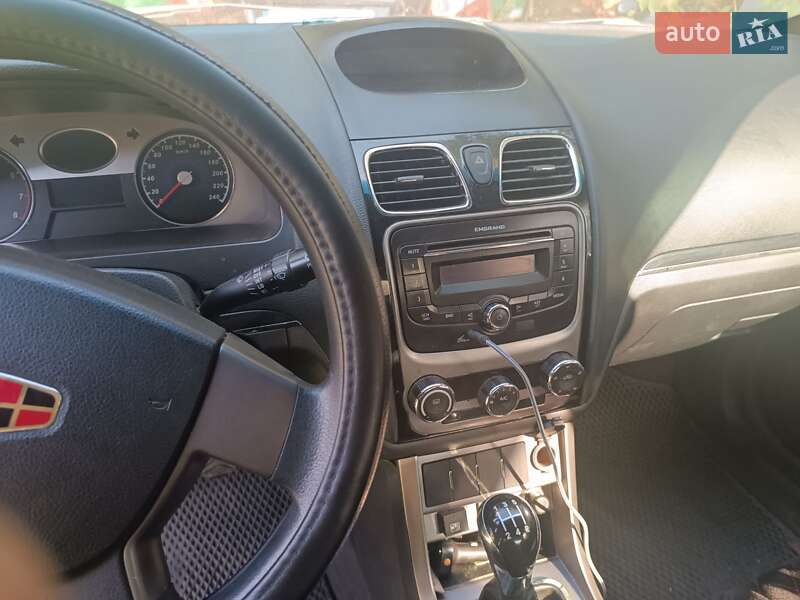 Седан Geely Emgrand 7 (EC7) 2013 в Кривому Розі