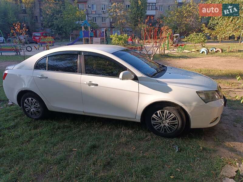 Седан Geely Emgrand 7 (EC7) 2013 в Кривому Розі