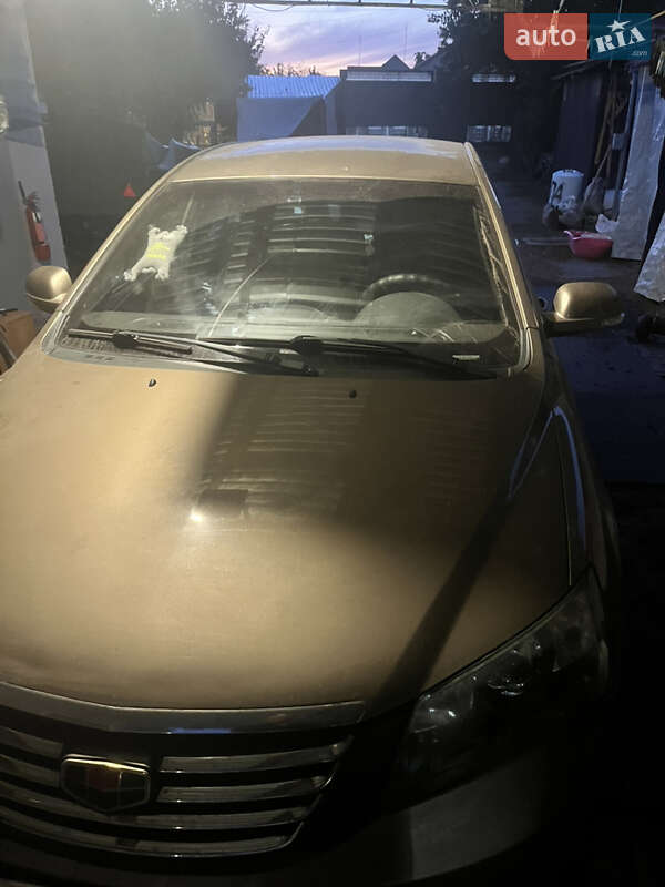 Седан Geely Emgrand 7 (EC7) 2013 в Новомосковске