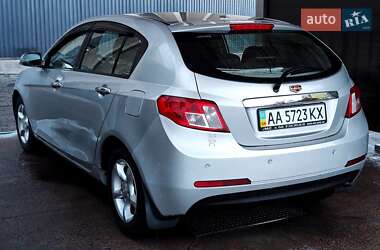 Хэтчбек Geely Emgrand 7 (EC7) 2011 в 
