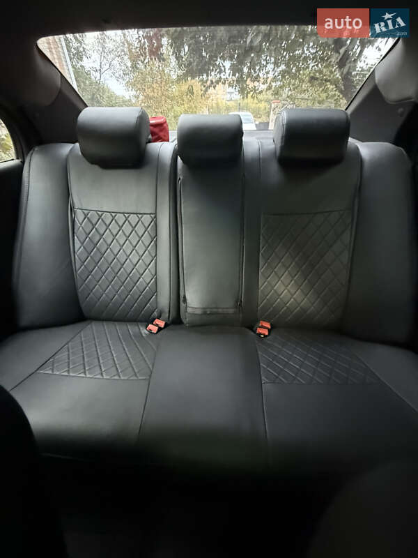 Седан Geely Emgrand 7 (EC7) 2012 в Кропивницькому