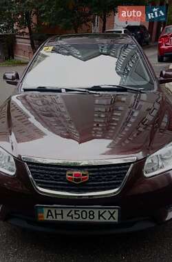 Хетчбек Geely Emgrand 7 (EC7) 2012 в 