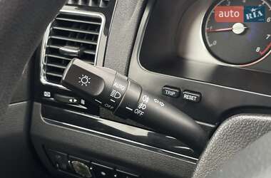 Хетчбек Geely Emgrand 7 (EC7) 2013 в 