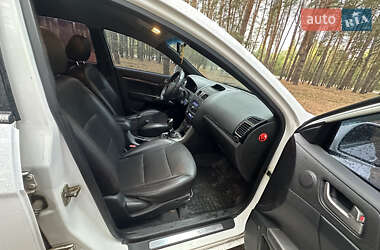 Седан Geely Emgrand 7 (EC7) 2013 в 