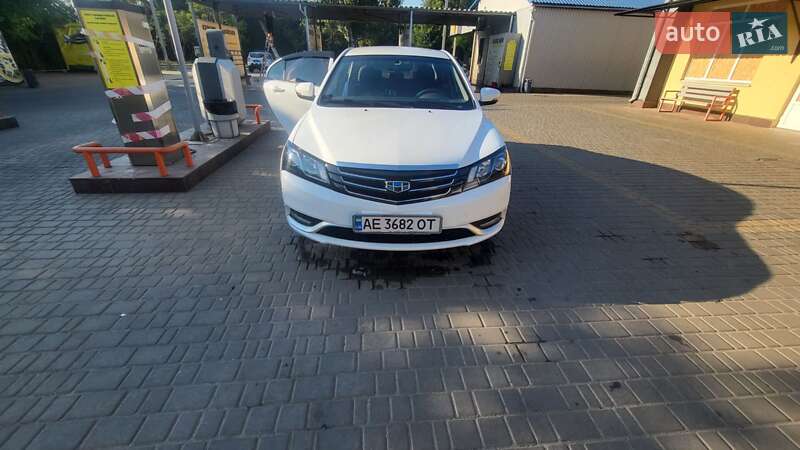 Седан Geely Emgrand 7 (EC7) 2017 в 