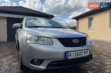 Хетчбек Geely Emgrand 7 (EC7) 2013 в 