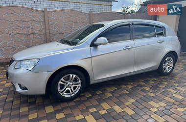 Хетчбек Geely Emgrand 7 (EC7) 2013 в 