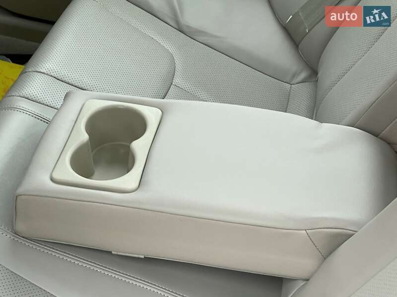 Седан Geely Emgrand 7 (EC7) 2012 в Києві