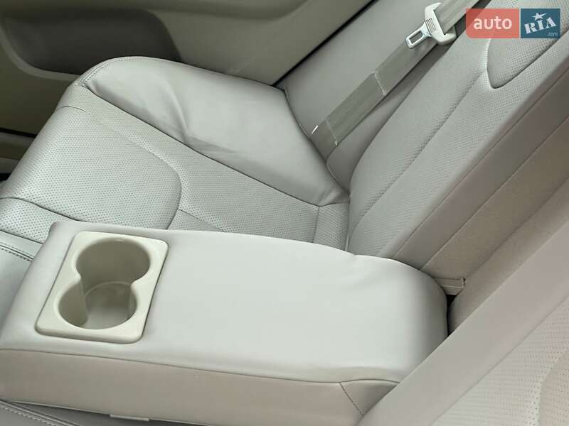 Седан Geely Emgrand 7 (EC7) 2012 в Києві