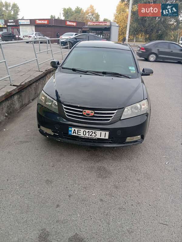 Седан Geely Emgrand 7 (EC7) 2013 в 