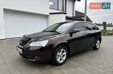 Хетчбек Geely Emgrand 7 (EC7) 2014 в 