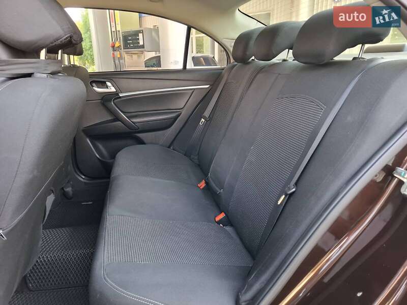 Седан Geely Emgrand 7 (EC7) 2016 в Николаеве