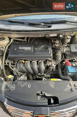 Хетчбек Geely Emgrand 7 (EC7) 2014 в 