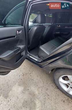Седан Geely Emgrand 7 (EC7) 2015 в 