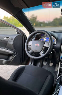 Седан Geely Emgrand 7 (EC7) 2013 в 