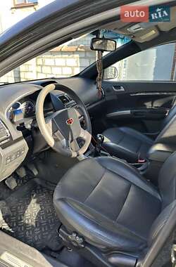 Хетчбек Geely Emgrand 7 (EC7) 2014 в 