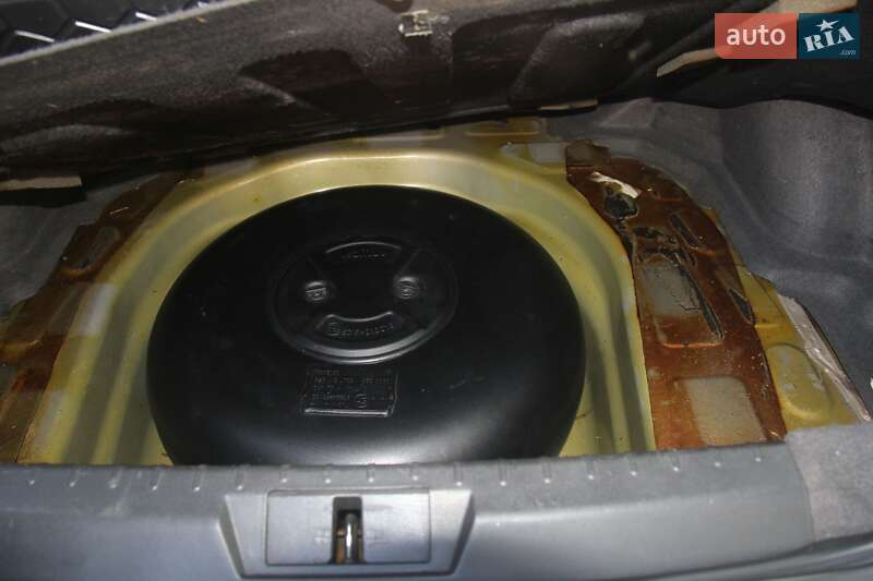 Седан Geely Emgrand 7 (EC7) 2011 в Кривому Розі