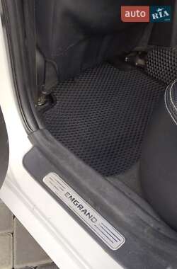 Седан Geely Emgrand 7 (EC7) 2012 в  фото 20 Седан Geely Emgrand 7 (EC7) 2012 в