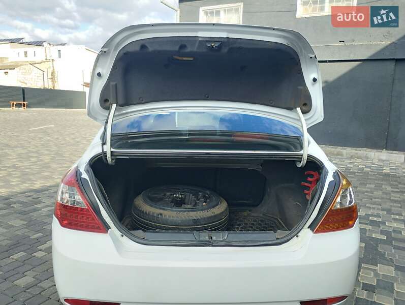 Седан Geely Emgrand 7 (EC7) 2012 в Миколаєві фото 24 Седан Geely Emgrand 7 (EC7) 2012 в Миколаєві