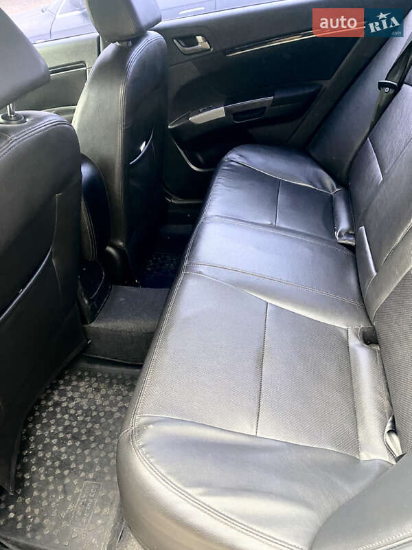 Седан Geely Emgrand 7 (EC7) 2013 в Києві