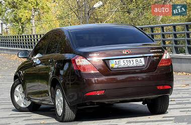 Седан Geely Emgrand 7 (EC7) 2012 в 