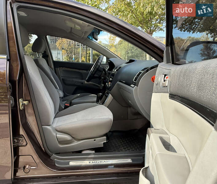 Седан Geely Emgrand 7 (EC7) 2012 в Дніпрі