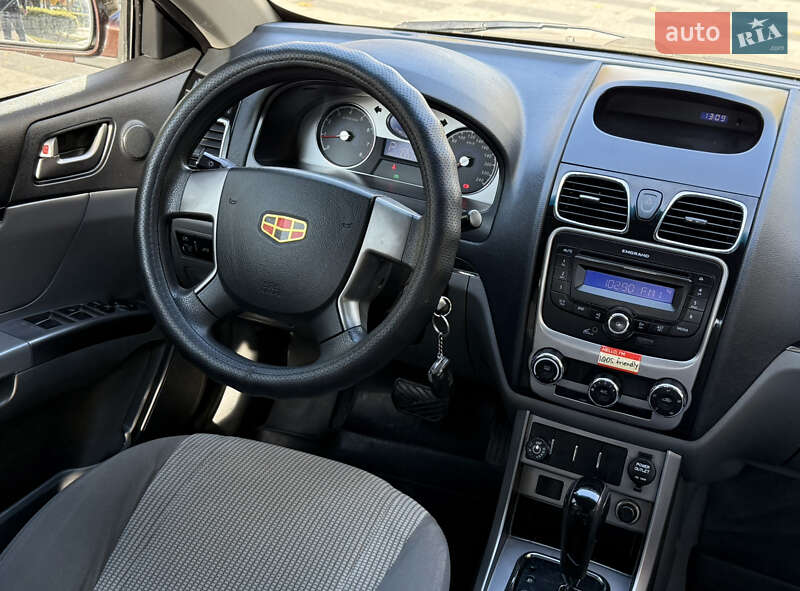 Седан Geely Emgrand 7 (EC7) 2012 в Дніпрі