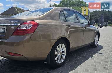 Седан Geely Emgrand 7 (EC7) 2012 в  фото 7 Седан Geely Emgrand 7 (EC7) 2012 в