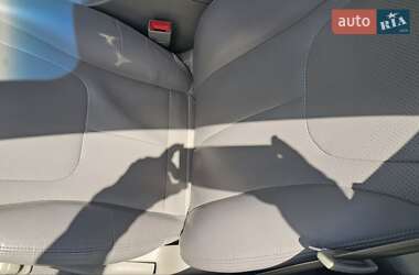 Седан Geely Emgrand 7 (EC7) 2012 в  фото 12 Седан Geely Emgrand 7 (EC7) 2012 в