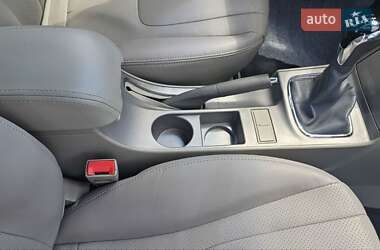 Седан Geely Emgrand 7 (EC7) 2012 в  фото 17 Седан Geely Emgrand 7 (EC7) 2012 в
