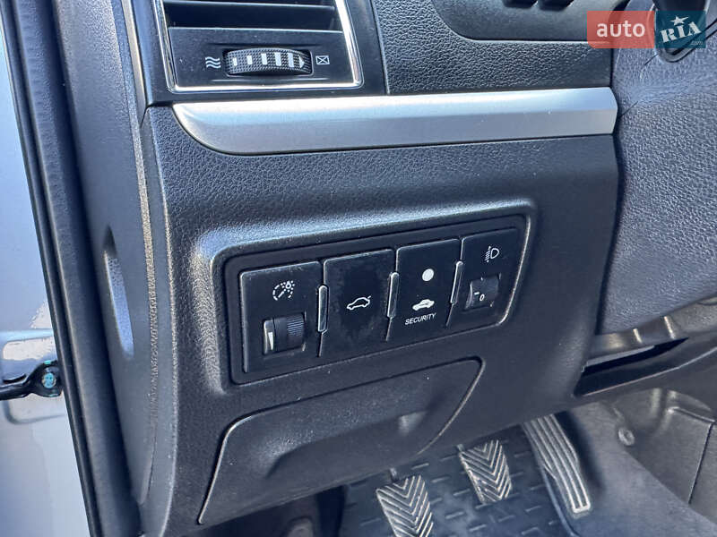 Седан Geely Emgrand 7 (EC7) 2018 в Умані