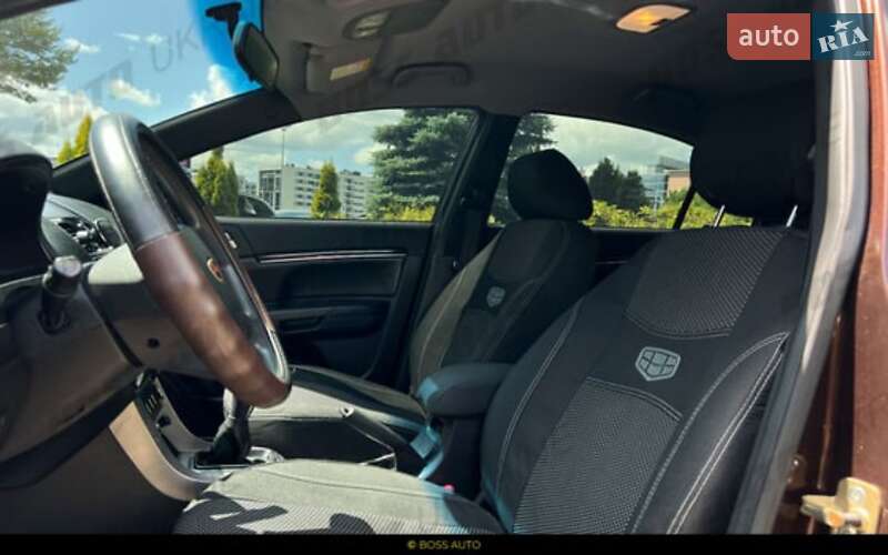 Седан Geely Emgrand 7 (EC7) 2013 в Львові