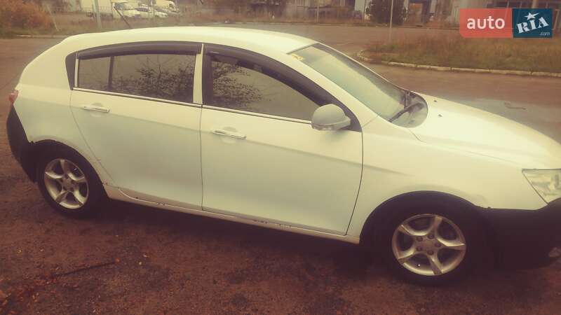 Хэтчбек Geely Emgrand 7 (EC7) 2014 в Николаеве фото 4 Хэтчбек Geely Emgrand 7 (EC7) 2014 в Николаеве