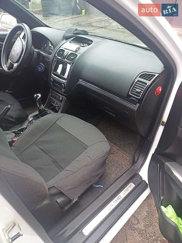 Седан Geely Emgrand 7 (EC7) 2013 в Киеве