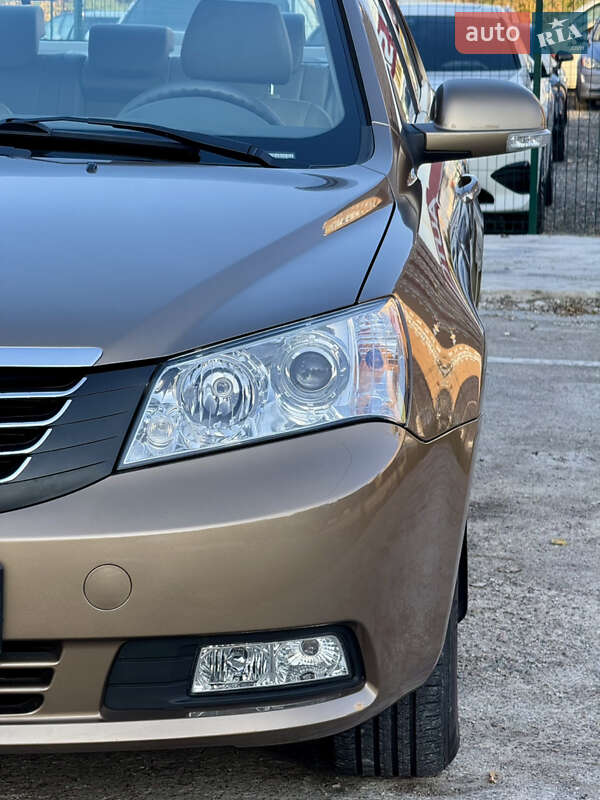 Седан Geely Emgrand 7 (EC7) 2012 в Киеве