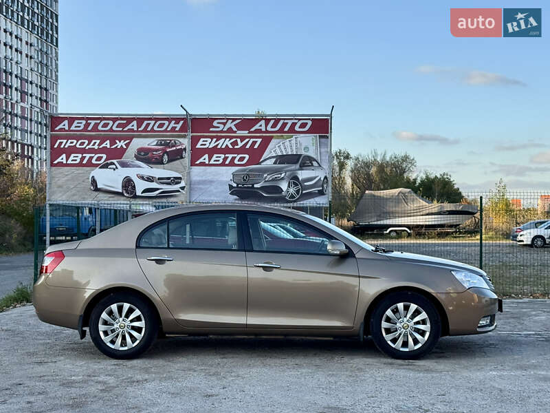 Седан Geely Emgrand 7 (EC7) 2012 в Киеве