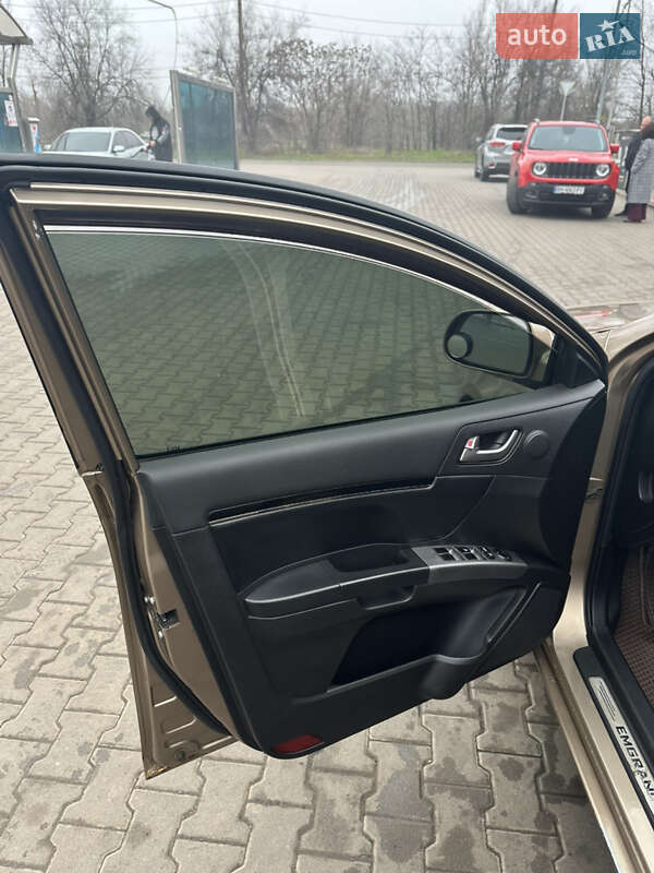 Седан Geely Emgrand 7 (EC7) 2013 в Кривому Розі