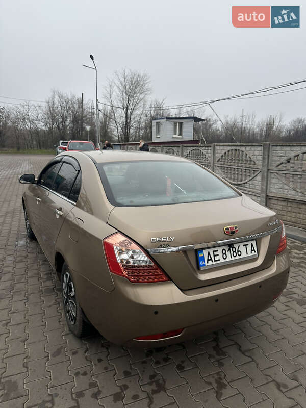 Седан Geely Emgrand 7 (EC7) 2013 в Кривому Розі