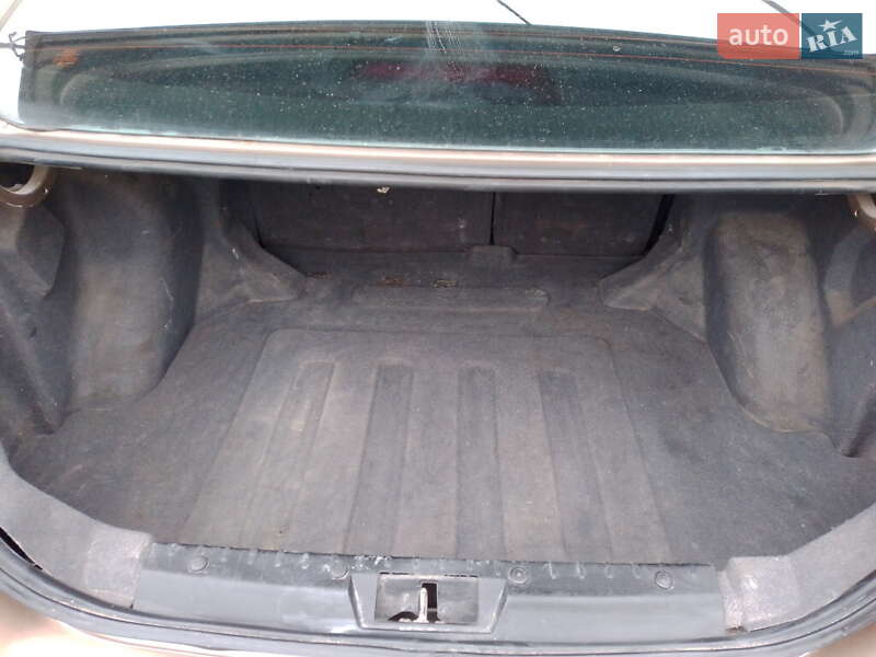 Седан Geely Emgrand 7 (EC7) 2013 в Рожище